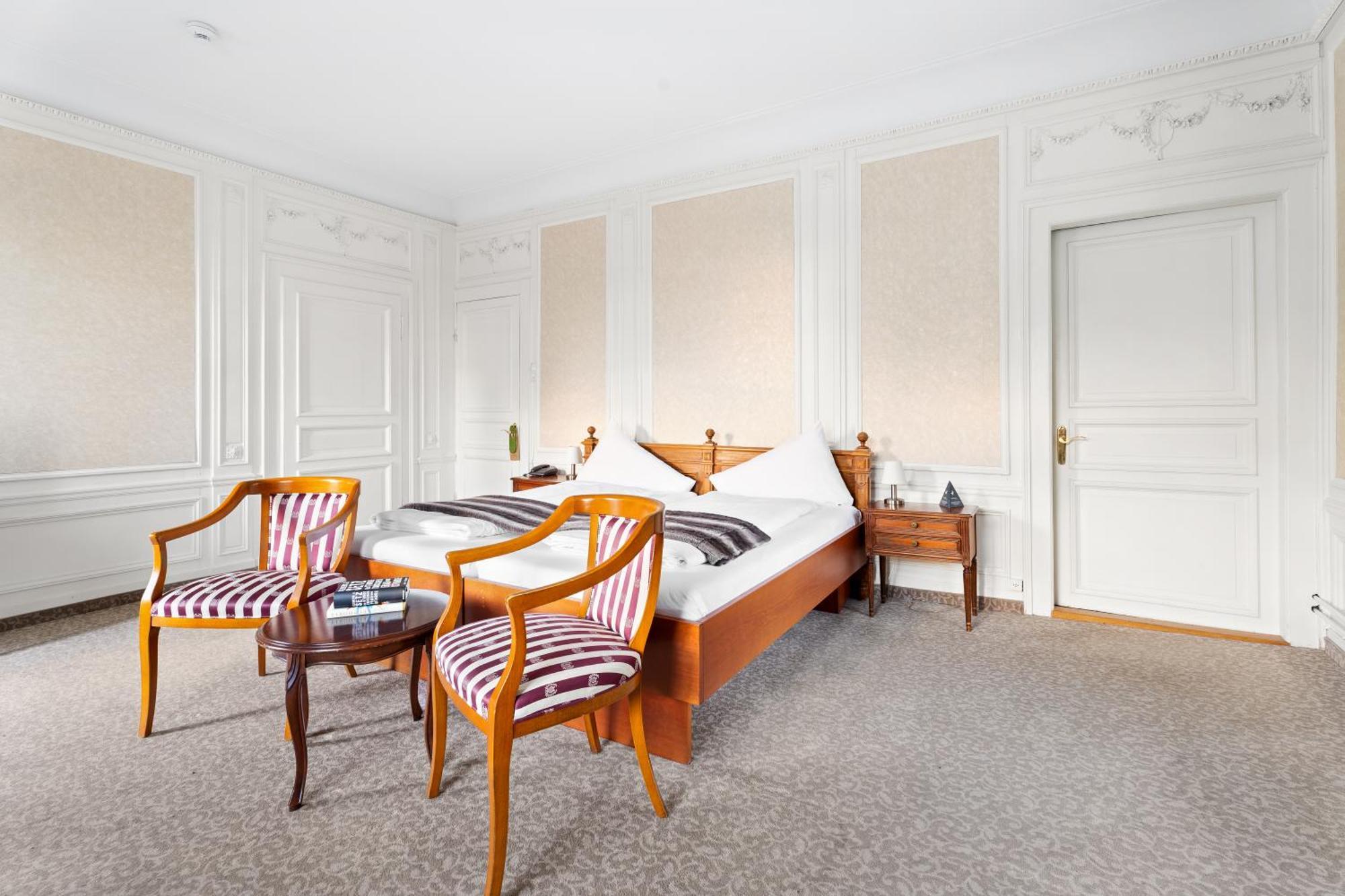 Hotel Schloss Ragaz Bad Ragaz Bagian luar foto